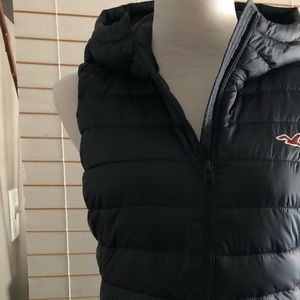 HOLLISTER Navy Puffer Vest Sz L